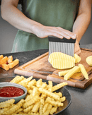 Coupe légume ondulée GEFU RIFFL – vue de face – lame ondulée extra-large