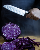 Cristel by Marttiini﻿ présente son couteau Santoku.
Le terme Santoku en japonais signifie 3 vertus : Poisson- légumes et viande.﻿