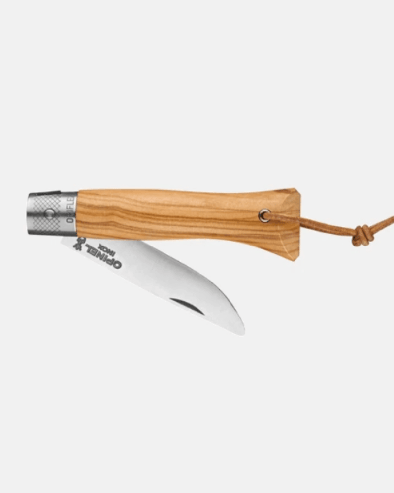 Couteau de poche Opinel Néo6 Opiflex Olivier fermé, illustrant sa compacité et sa légèreté pour un transport facile.