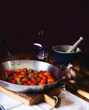 poêle de Buyer après la cuisson des tomates cerise