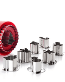 Set de 8 emporte-pièces de Noël avec boîte de rangement transparente.