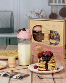 Coffret Shaker Miam Factory Cookut pour crêpes, pancakes, et gaufres, préparation facile et rapide pour des petits-déjeuners gourmands.
