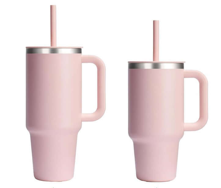 Tumbler Hydro Flask 1180 ml avec poignée pour maintenir les boissons chaudes ou froides.

