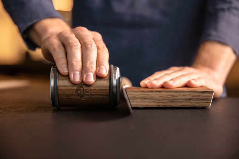 Aiguiseur couteau HORL 2 en noyer avec système magnétique pour un affûtage précis