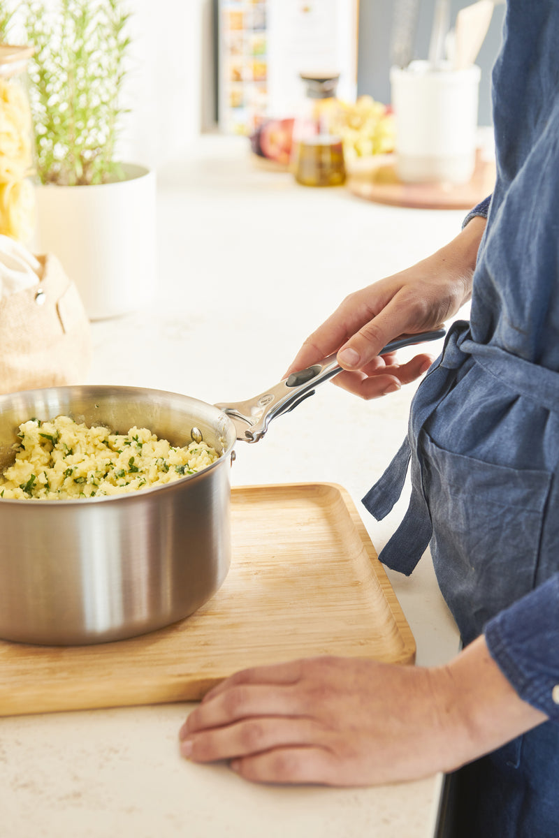 Mise en cuisson avec la casserole amovible Loqy, fabrication Française